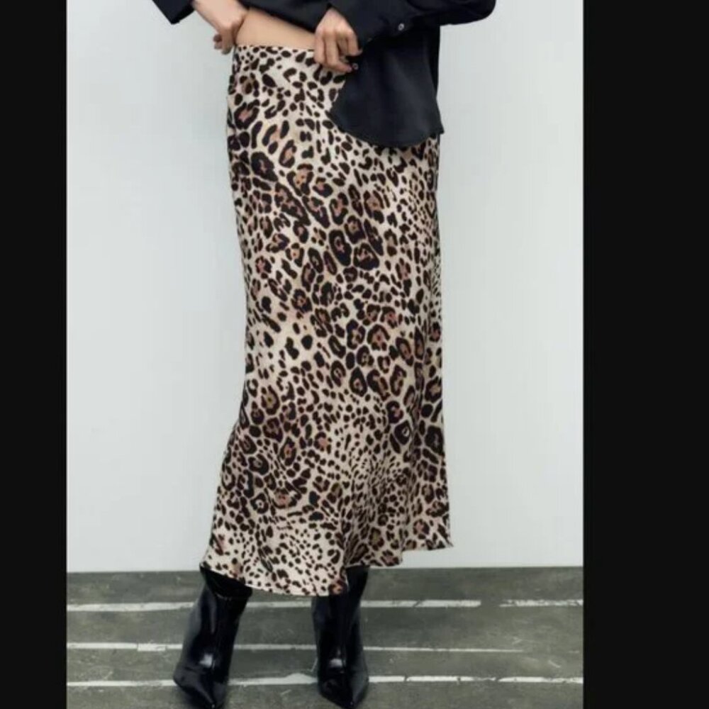 NWT ZARA ANIMAL PRINT MIDI SKIRT LEOPARD